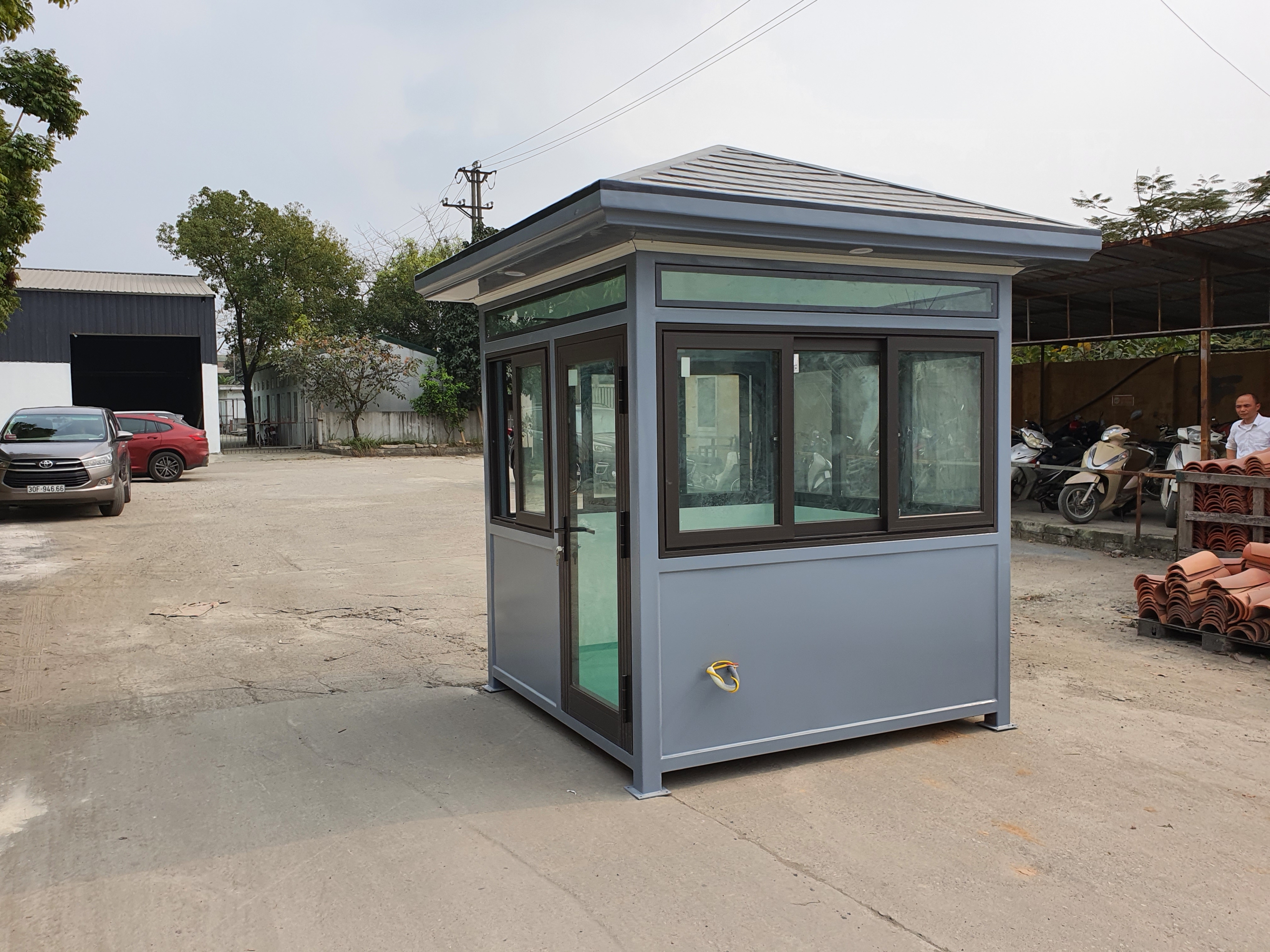 Bốt gác Handy mái dốc nhọn