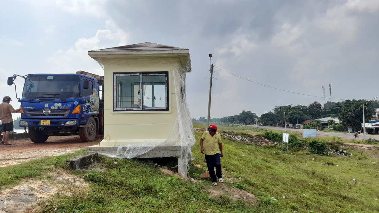 Lắp đặt nhà bảo vệ