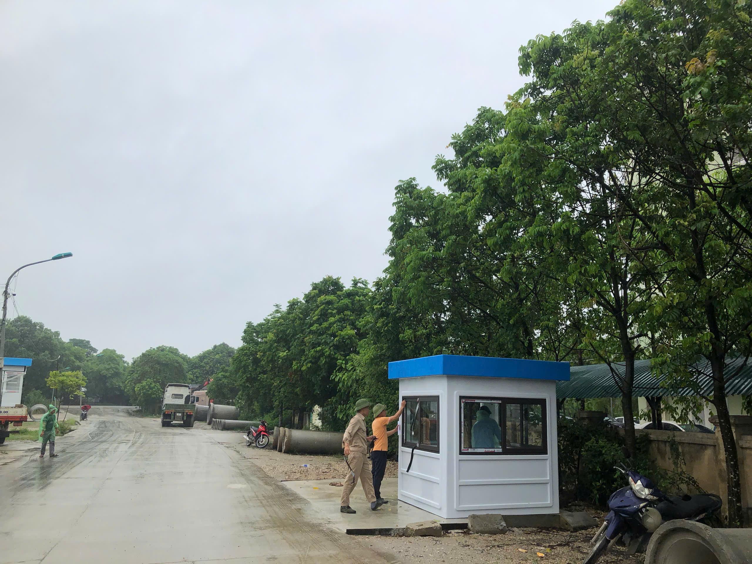 Lắp đặt bốt gác bảo vệ